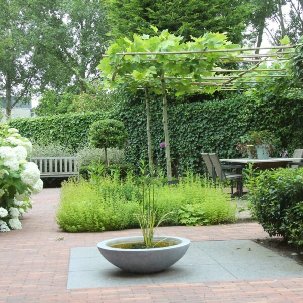 zicht op schaduwterras